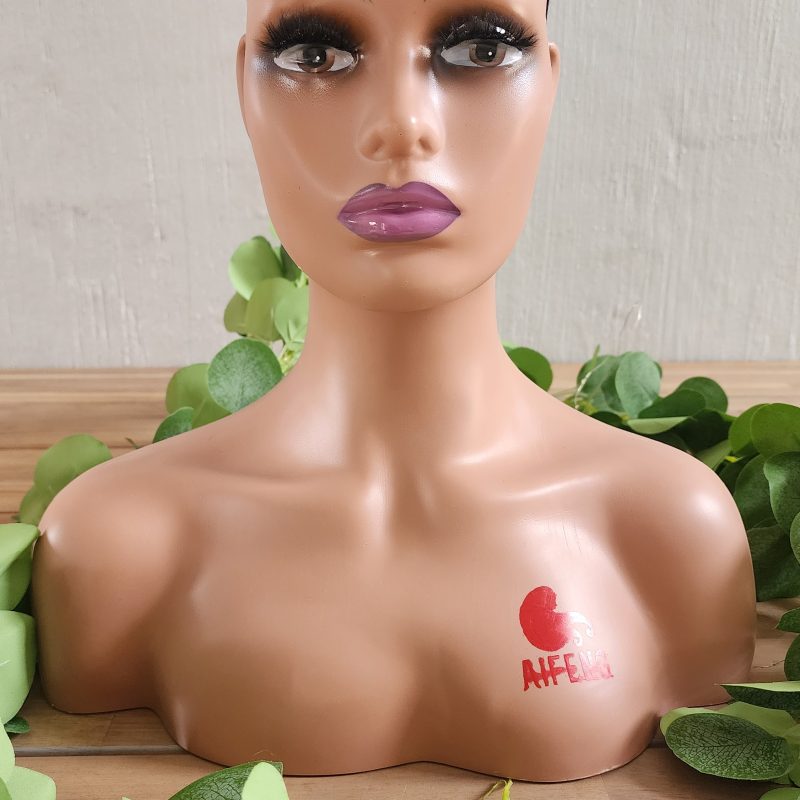 Wig mannequin big