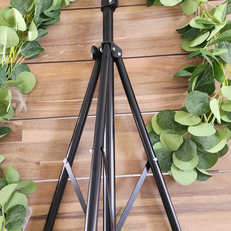 Mannequin wig tripod